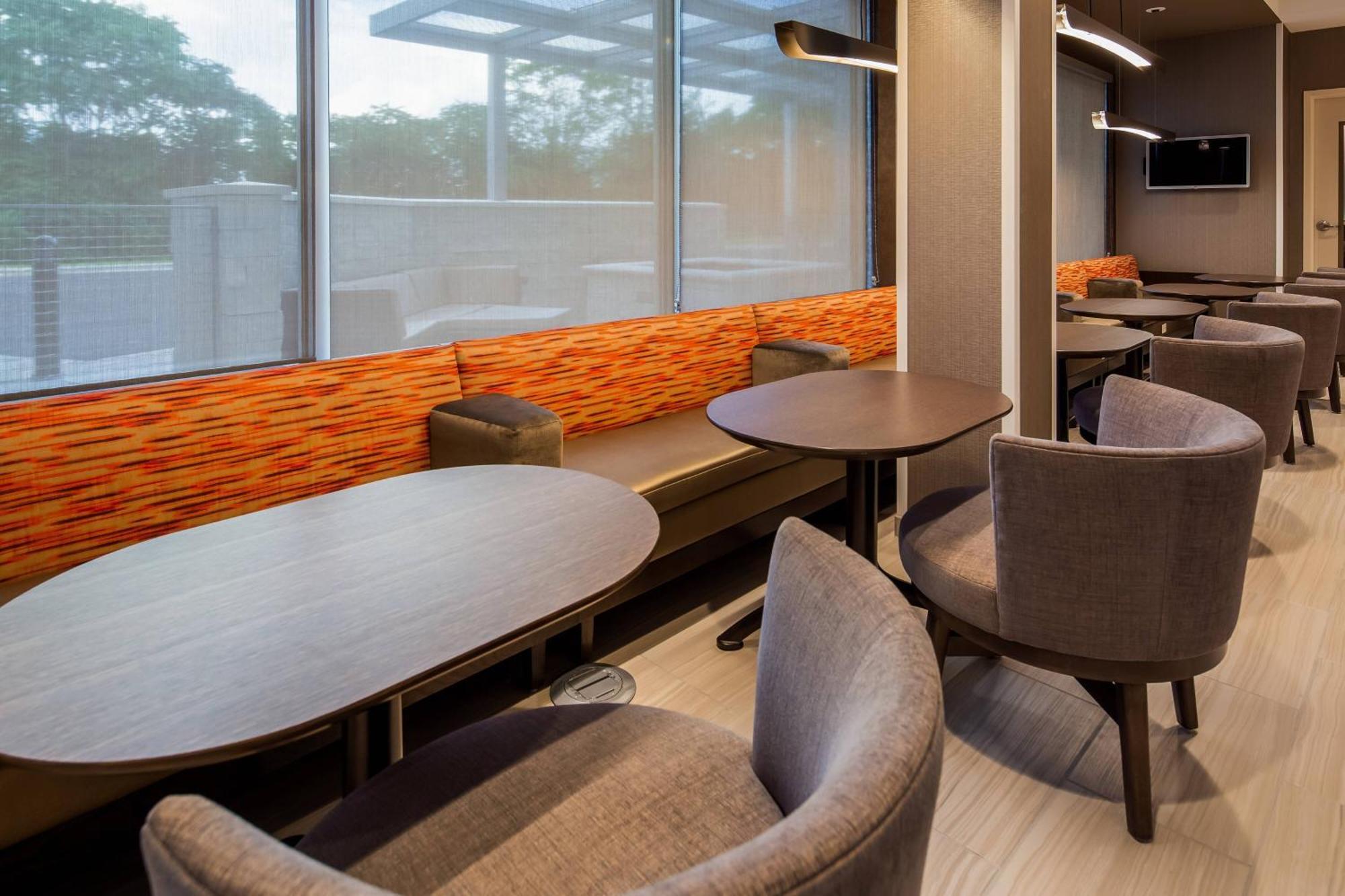 Springhill Suites By Marriott Chambersburg Exteriér fotografie